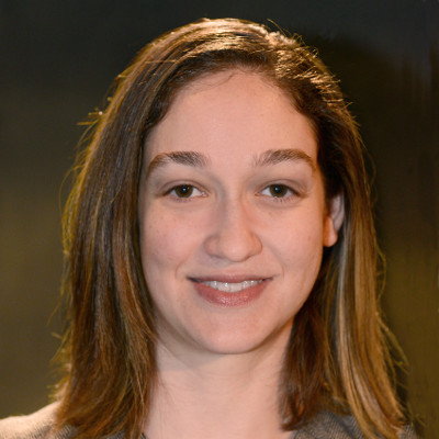 head shot of Elizabeth Mendes, Director, Digital Content